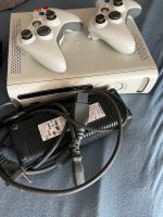 X Box 360 mit 2 Controller Bayern - Dettelbach Vorschau