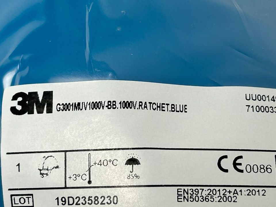 3M™  PELTOR™ G3001 Isolierter Schutzhelm Bauhelm blau 53-62 cm in Kölleda