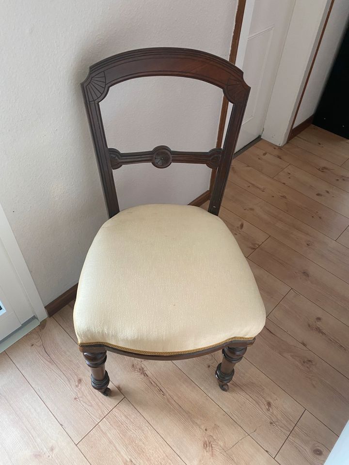 Antike Stuhl in Flensburg