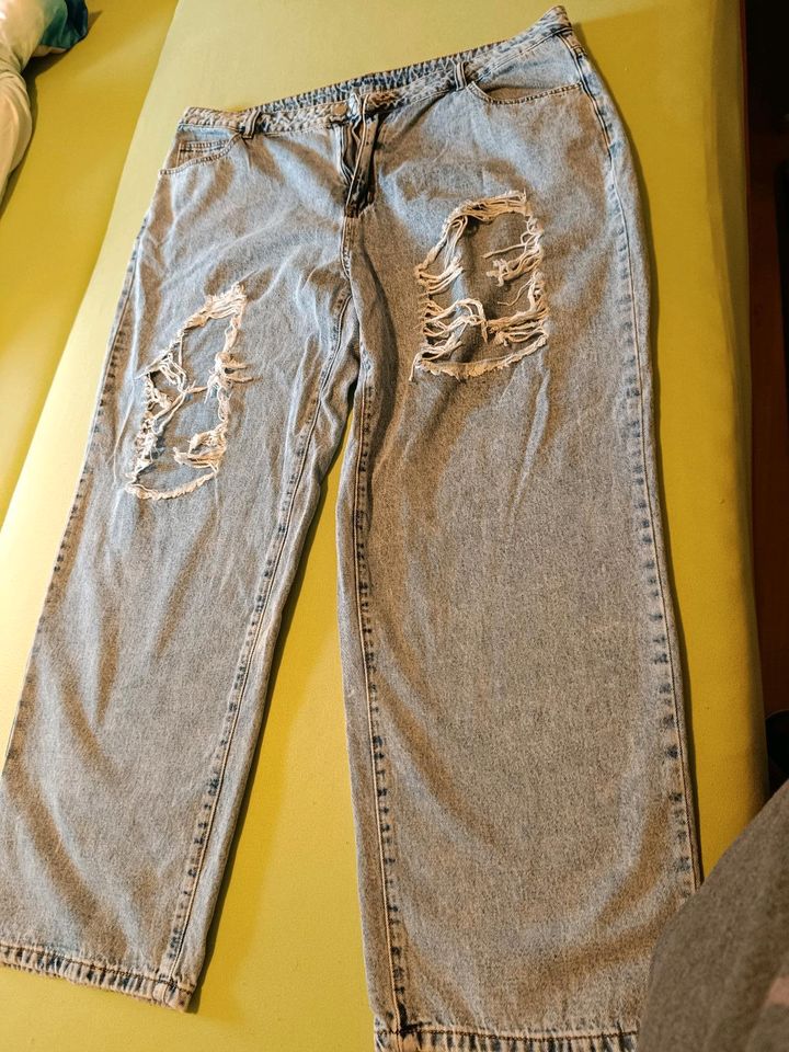 Jeans gr. 4xl in Bessenbach