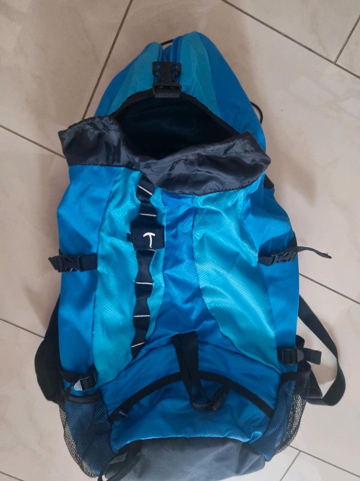 Rucksack Trekking,  neu in Solingen