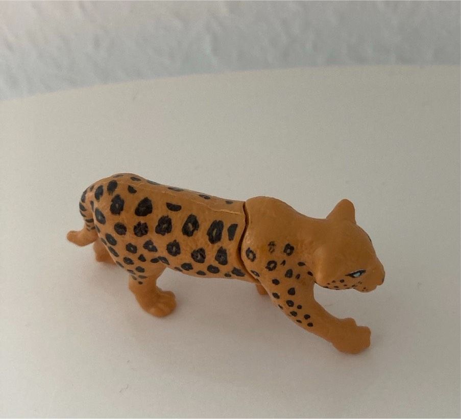 Ü-Eifigur - Leopard in Stuhr