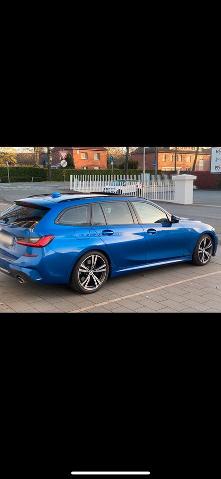 BMW 330 D Touring Sport M-Paket Alcantara Pano AHK Tempo in Beelen