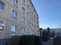 Schöne große 3 Zimmer Wohnung, Küche mit Fenster Mecklenburg-Vorpommern - Neubrandenburg Vorschau