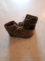 Schnürstiefelette Wildleder, Boots S. Oliver. Größe 40. Bayern - Painten Vorschau