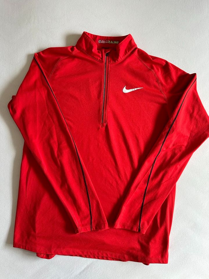 Nike Dri-Fit Running Langarmshirts Paket Gr. M 5 Teile in Brühl