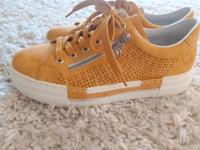 RIEKER Sneaker, Gr. 39 & 41, wie NEU, currygelb Niedersachsen - Sittensen Vorschau