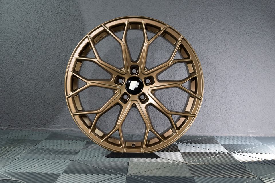 FF Wheels FF01 19 Zoll Sommerräder für Mercedes V GLA GLB GLC GLK S Klasse Vito 639 W447 447 H247 F2B X247 GLA35 GLB35 X204 W221 W222 Felgen Reifen Räder grau matt Sommerreifen AMG NEU Kompletträder in Neckarsulm