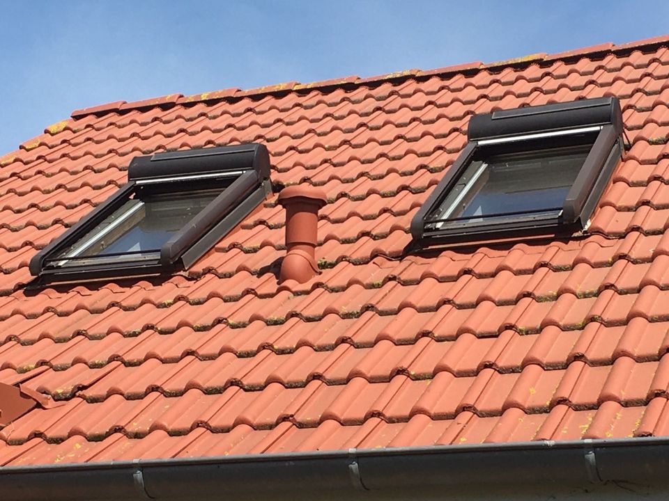 Velux Dachfenster mit Außenrolladen in Spantekow