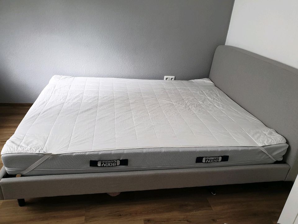 Bett 160×200 cm in Frankfurt am Main