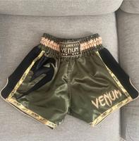 Venum Kickbox Hose Thaiboxen Shorts in Größe M Niedersachsen - Osnabrück Vorschau