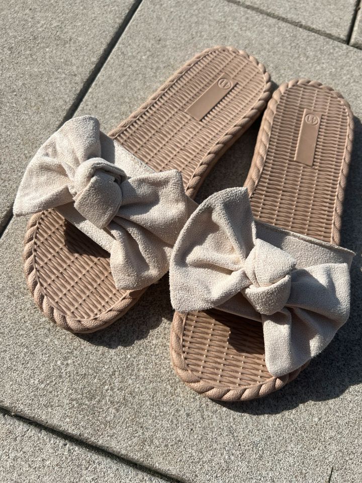 Sandalen mit schleifen in Algermissen