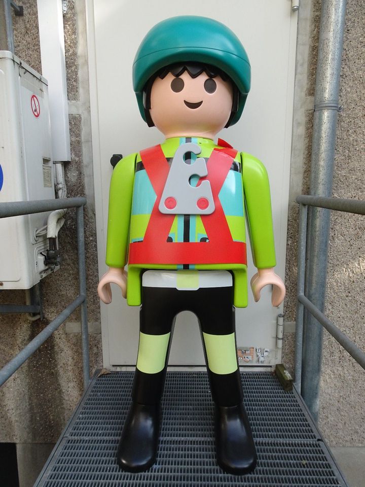 Playmobil Bergsteiger XXXL Großfigur ca. 152 cm selten in Duisburg