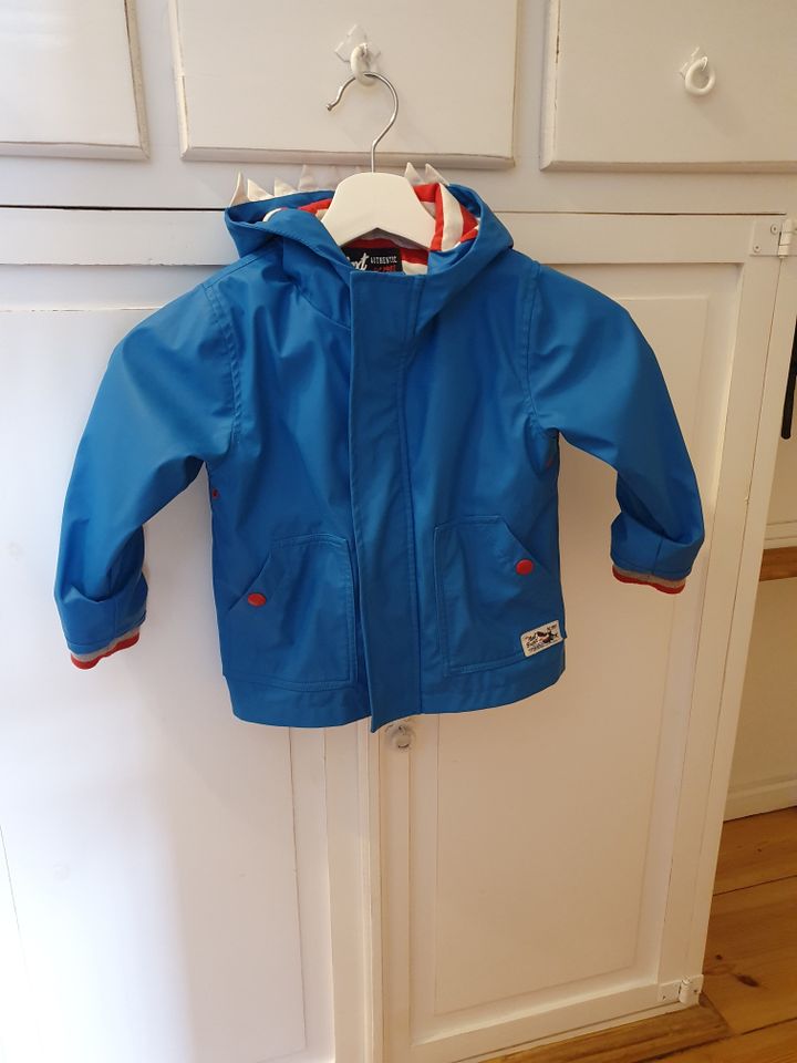 Next Kinderjacke mit Hai-Kapuze wasserabweisend blau Größe 92/98 in Berlin