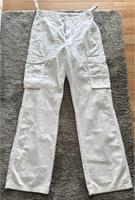BERSHKA Cargojeans mit verstellbaren Hosenbund Gr. 38 Saarland - Tholey Vorschau