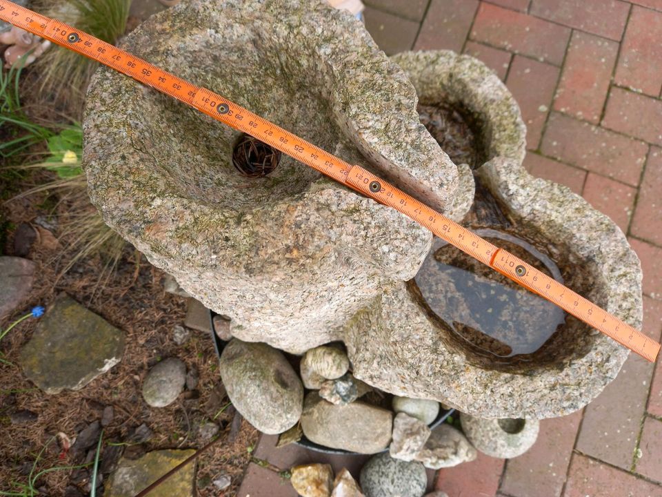 Granitstein für Gartenspringbrunnen in Bruchhausen-Vilsen