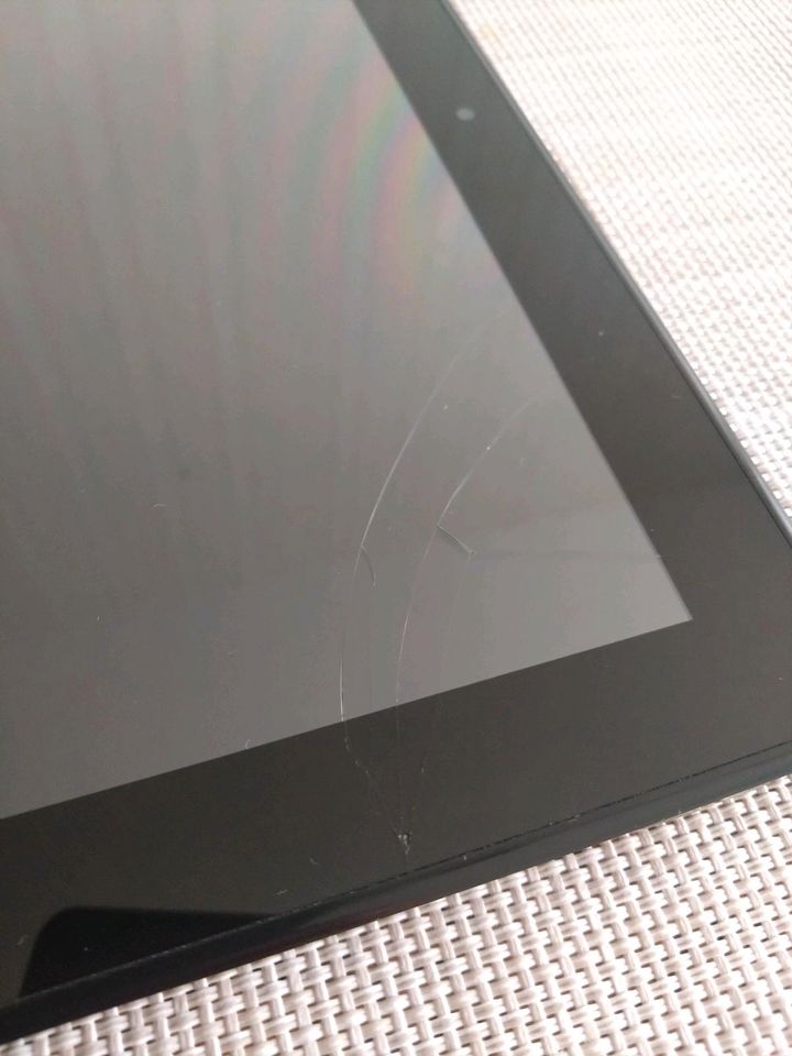 Gigaset Tablet Defekt, nur Versand keine Abholung in Stuttgart