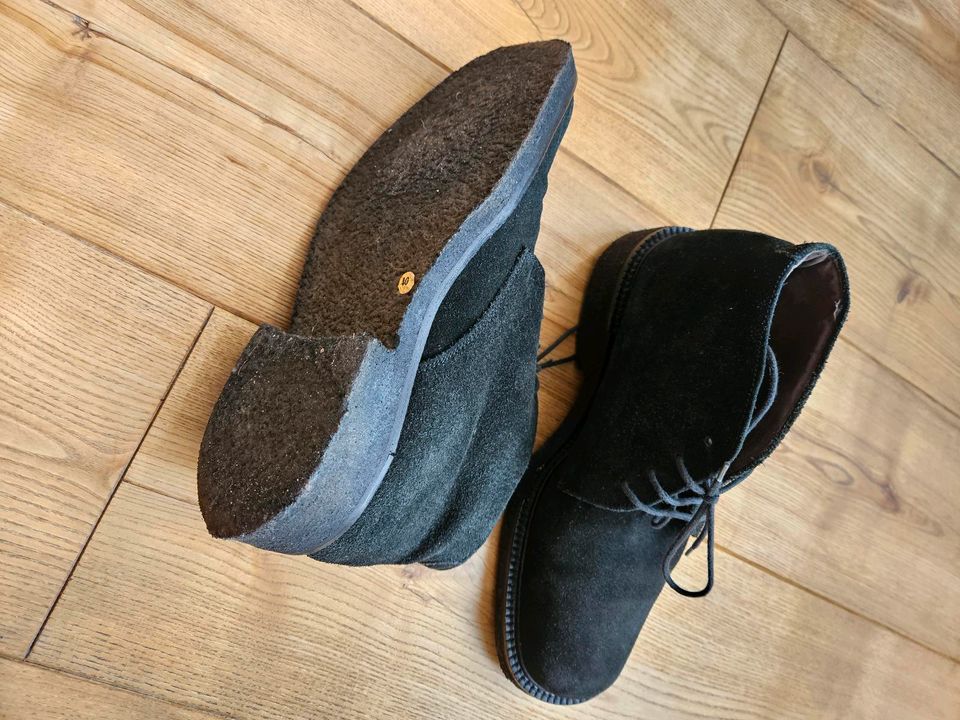 Herren-Boots, schwarz, Wildleder, Gr. 40 in Berlin