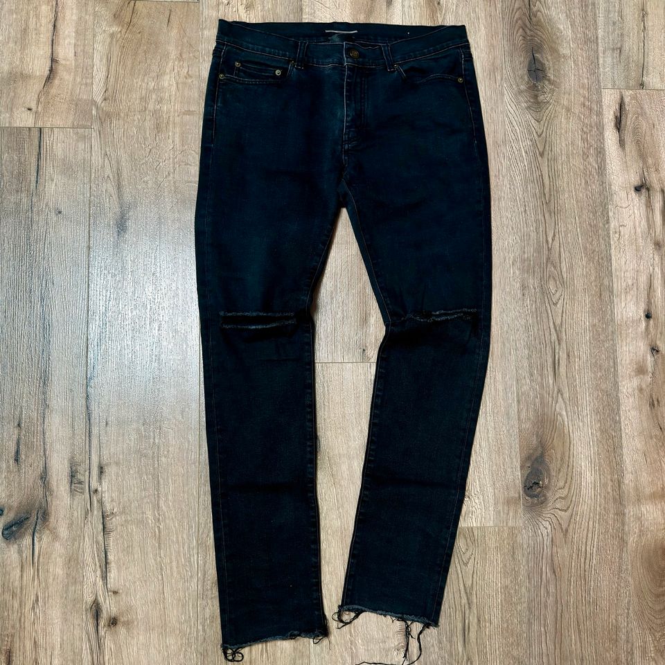 Saint Laurent Paris SLP D02 Slim Jeans Gr. 31/32 Straight Fit in Friedrichshafen