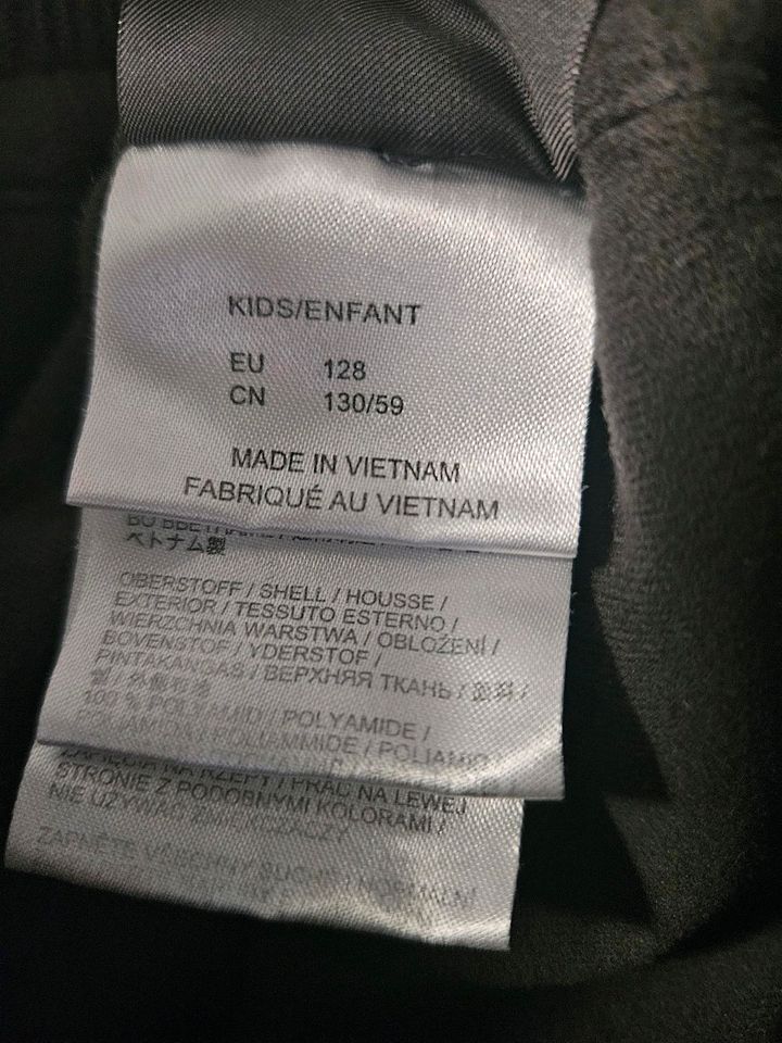 Schneehose / Skihose Jack Wolfskin Größe 128 in Hamburg