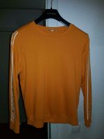 Damen Pullover Mädchen Größe L orange top wie neu fällt aber klei Hessen - Gießen Vorschau