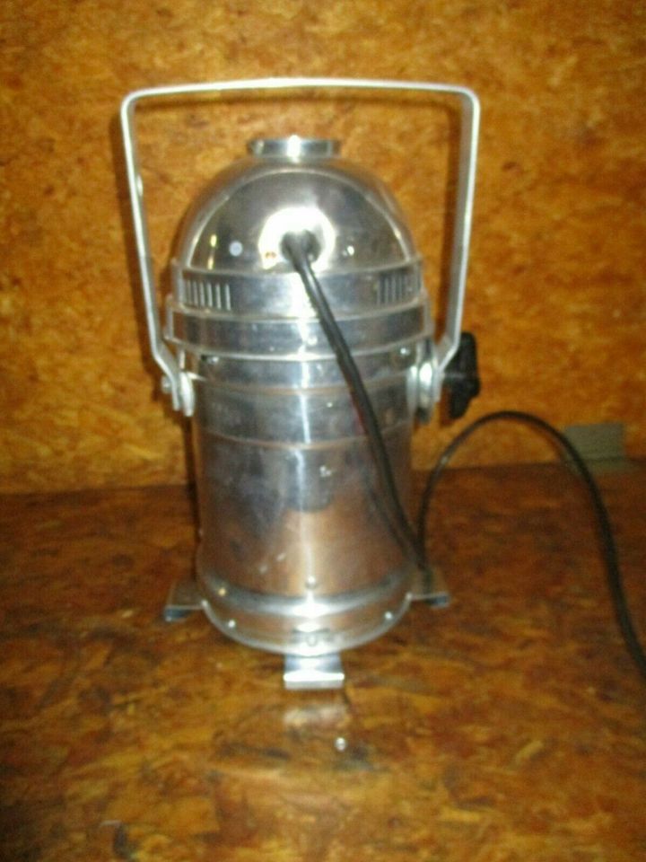 Lampe Modell CDM -56 Foto Ausstellung Lampe Spot 50HZ 180 mm Durc in Beverungen