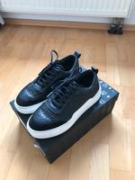 Mcm Sneaker, schwarz Hannover - Kirchrode-Bemerode-Wülferode Vorschau