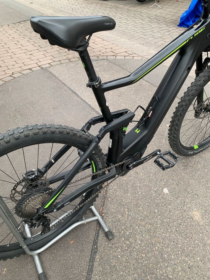 Cube Stereo Hybrid Carbon Top Zustand Fox in Wolfschlugen