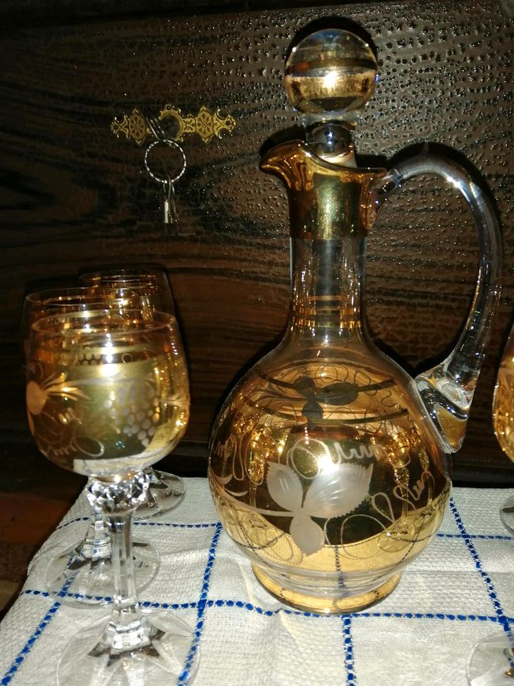 Weingläser mit Karaffe vergoldet in Großrückerswalde