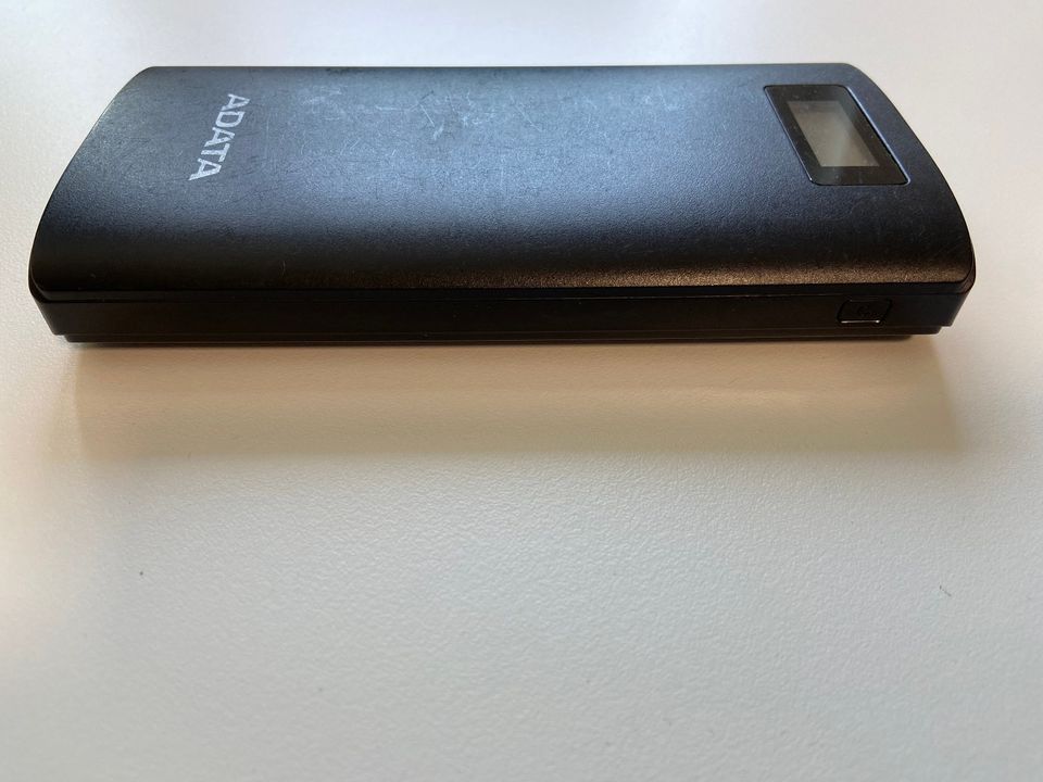 Adata Powerbank 20.000 mAH schwarz, Model P20000D in Erftstadt