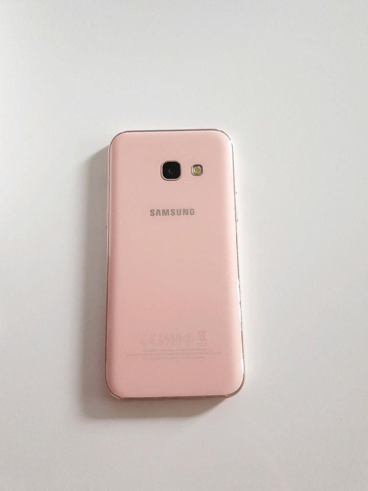 Samsung Galaxy A3 Peach Cloud in Klosterlechfeld