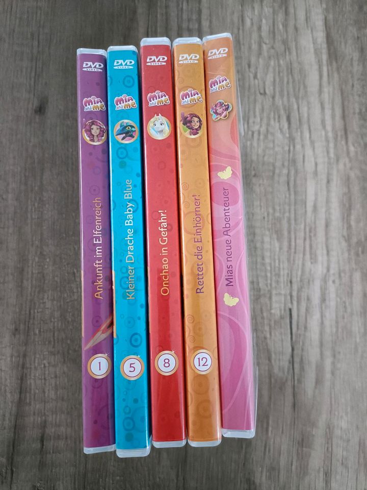 Verschiedene DVD von Barbie, Mia and me, My little Pony in Breddenberg