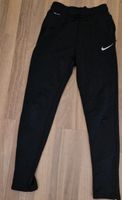 Nike Dri-fit Hose für Jungen Gr. 147-158 Köln - Kalk Vorschau