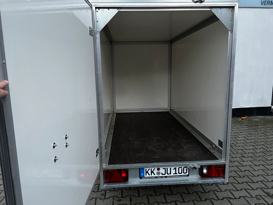 Koffer PKW Anhänger FÜHRERSCHEINFREI 750kg in Viersen