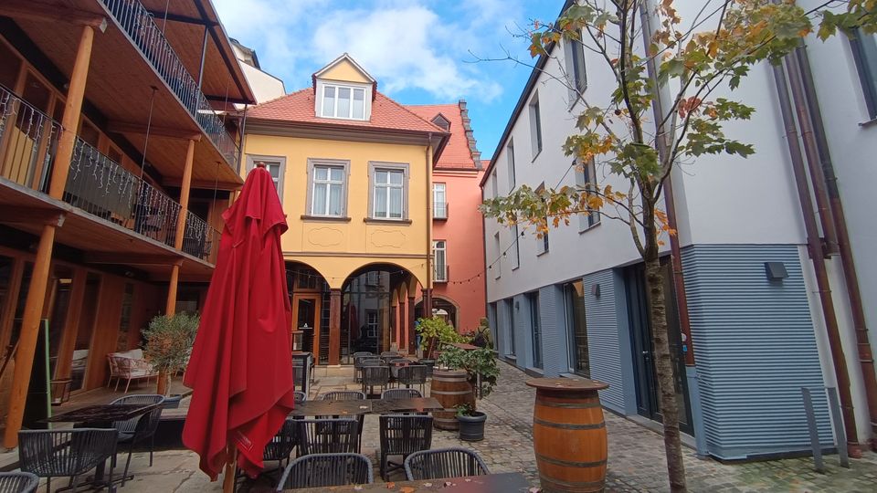 Hinter historischer Fassade - Neubau mit modernen Räumen in Bamberg