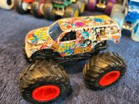 Monster-Truck. POTTY CENTRAL. Hot-wheels  1:64 Baden-Württemberg - Plüderhausen Vorschau