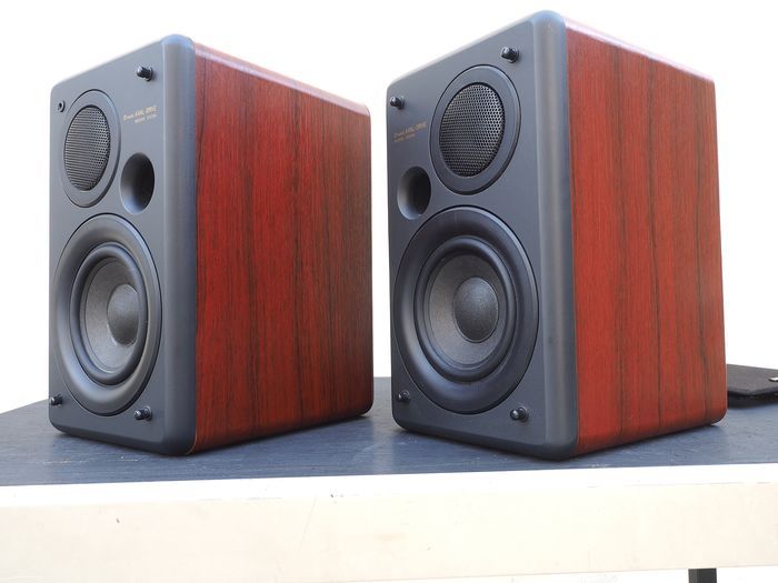 JVC Regal 2 Wege Doppelbass HiFi Lautsprecher Boxen SP - UXD88H in Bayern -  Ingolstadt | Lautsprecher & Kopfhörer gebraucht kaufen | eBay Kleinanzeigen  ist jetzt Kleinanzeigen