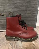Dr. Martens in Dunkelrot Baden-Württemberg - Heilbronn Vorschau
