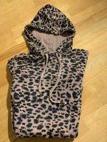 Kapuzenpulli mit Taschen, Gr.32/34 Bayern - Augsburg Vorschau