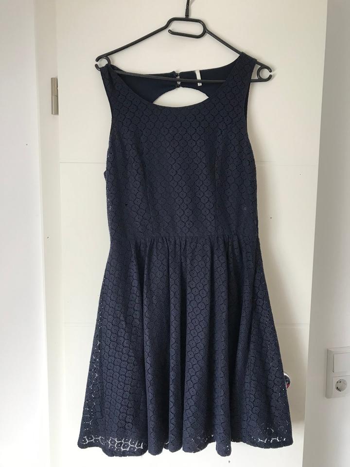 Kleid ONLY Gr. 38 dunkelblau mit Spitze - Festkleid / Hochzeit in Dresden