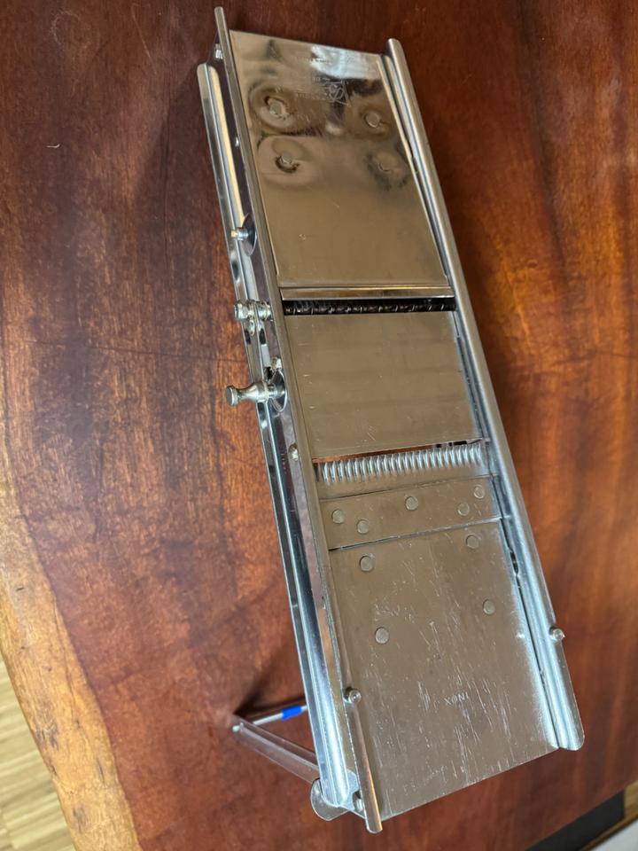 Mandoline original Bron Gemüseschneider Hobel, Küchenhobel in Marschacht