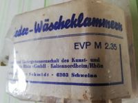 Schweina Feder-Wäscheklammern DDR Holz original verp. EVP M 2,35 Thüringen - Floh-Seligenthal-Floh Vorschau