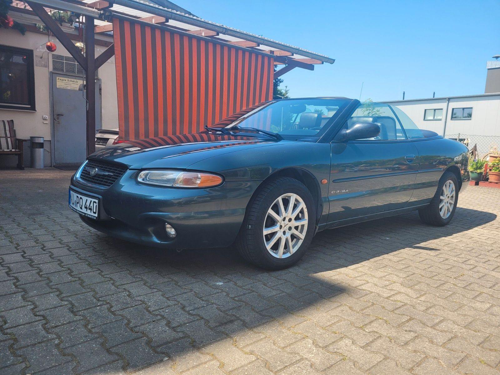 Abbildung des Autos Chrysler Stratus Limited…