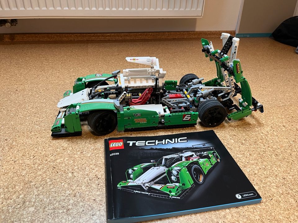 Lego Technik 42039 Langstreckenwagen Rennwagen in Leinefelde