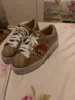 Guess Schuhe Frankfurt am Main - Oberrad Vorschau