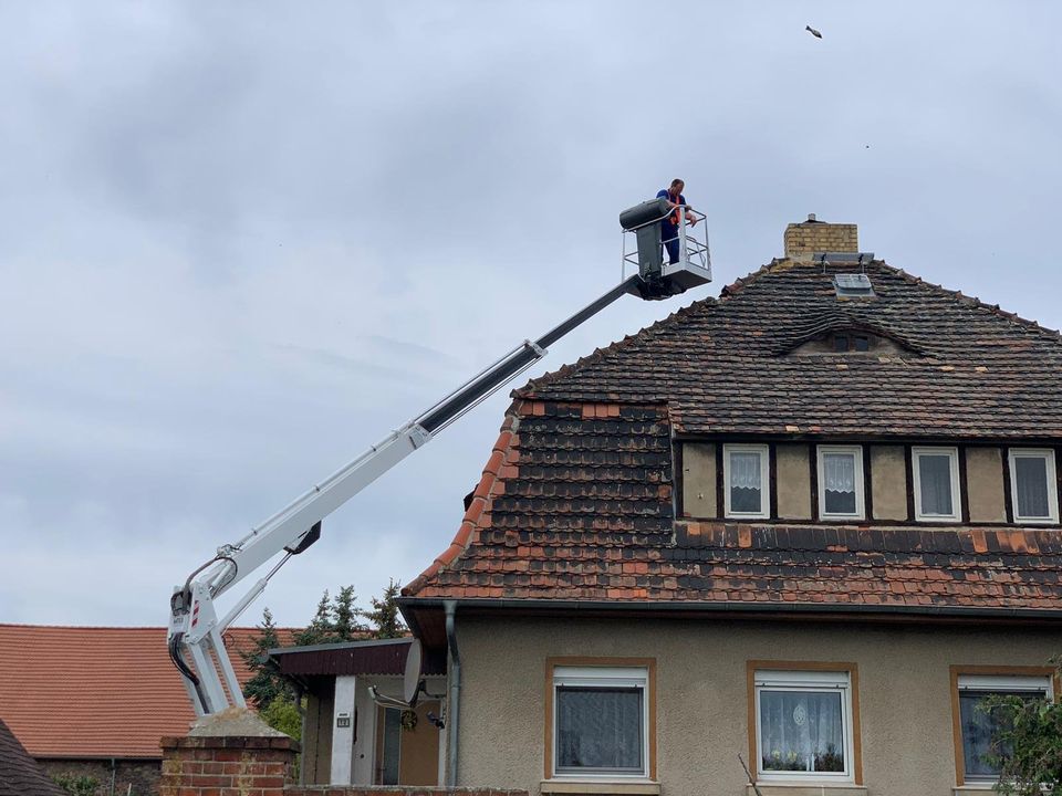 Steiger Arbeitsbühne Anhängerbühne Hebebühne 18m mieten in Magdeburg