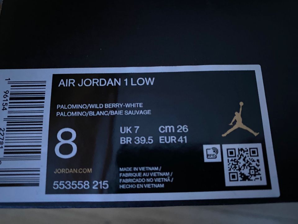 Nike Air Jorden  1 Low  Gr. 41 in Schönaich