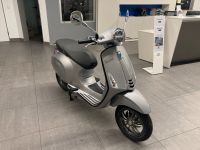 Vespa Elettrica 70 km/h Version Elektro-Roller AKTION Baden-Württemberg - Emmendingen Vorschau