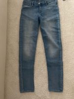 Skinnyfit Jeans H&M Berlin - Spandau Vorschau