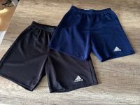 2x Adidas Sport Hose Kinder Gr. 152 schwarz marine blau Brandenburg - Grünheide (Mark) Vorschau